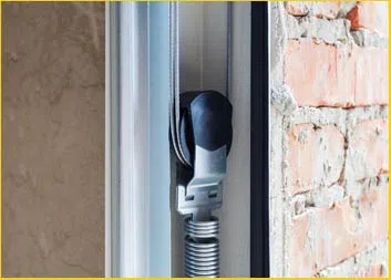 SOS Garage Door Oak Park, CA 818-647-1560 SOS Garage Door Oak Park, CA 818-647-1560 - side-garage-door-spring-services